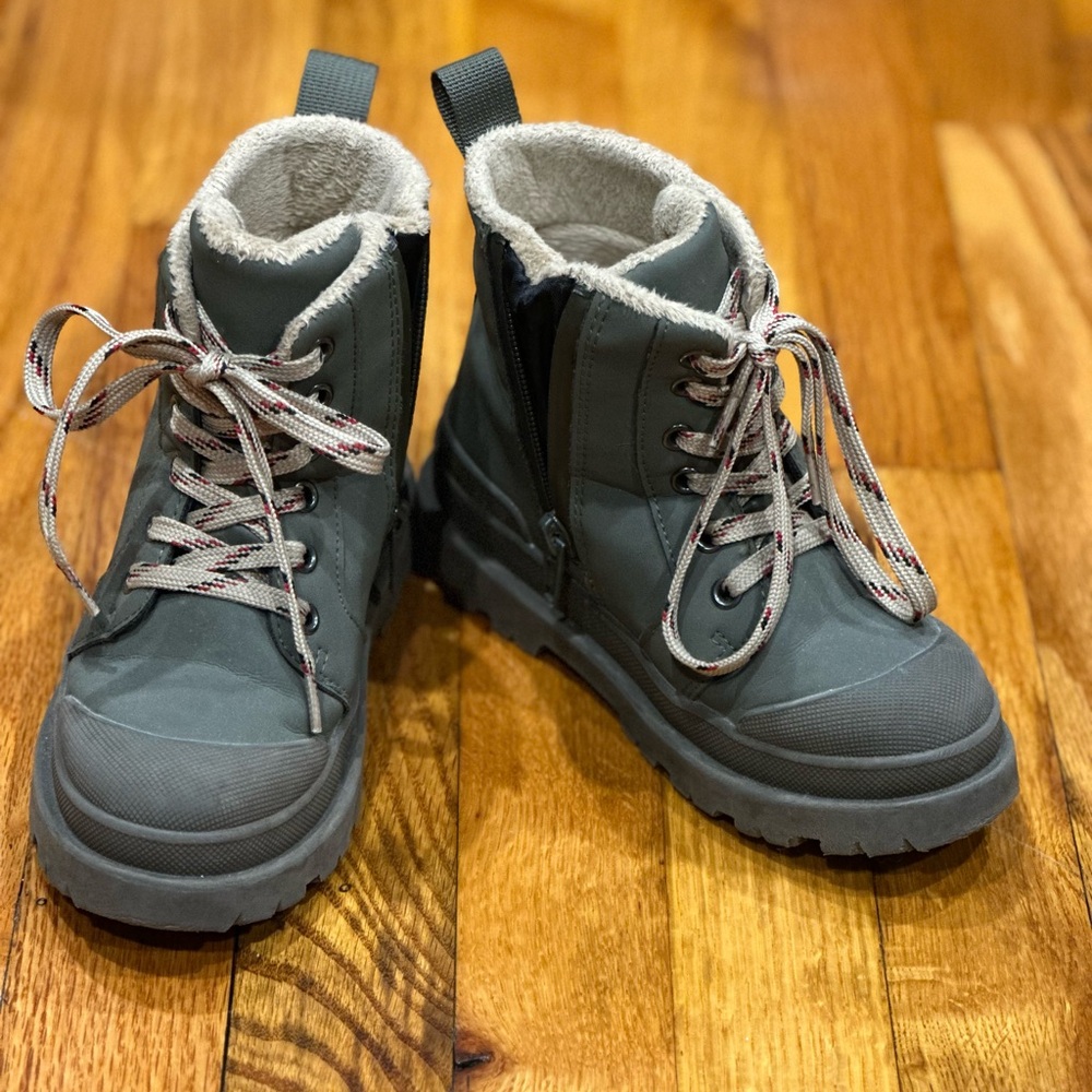 Waterproof Winter Boots Shoes Kids 4 5 6 size 12 HM Green Toddler